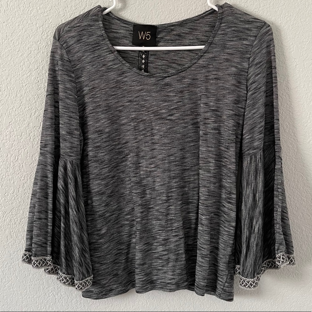 Anthropologie W5 Embroidered Bell Sleeve Blouse